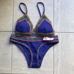 NWT Feather 11 -  Blue Bikini- Never worm